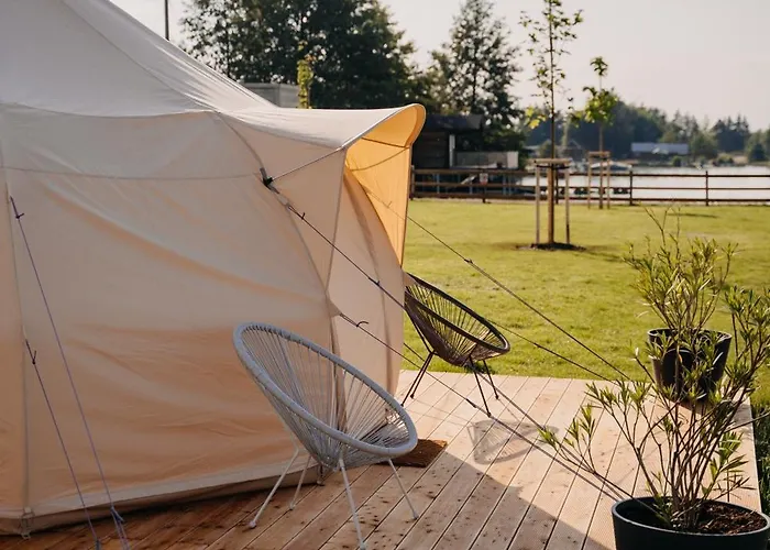 Glamping Wake Surf Naklo خيمة فخمة أولوموك