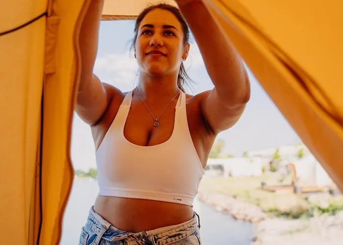 خيمة فخمة Glamping Wake Surf Naklo *